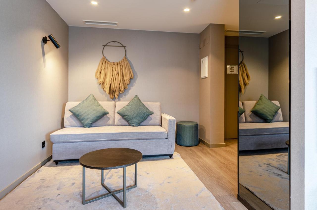 Omid Saldanha Hotel Lisboa Екстериор снимка
